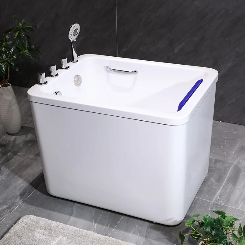 Wholesale Single Acrylic Deep Mini Bathtub Modern Bathroom Small Free Standing Bath Tub